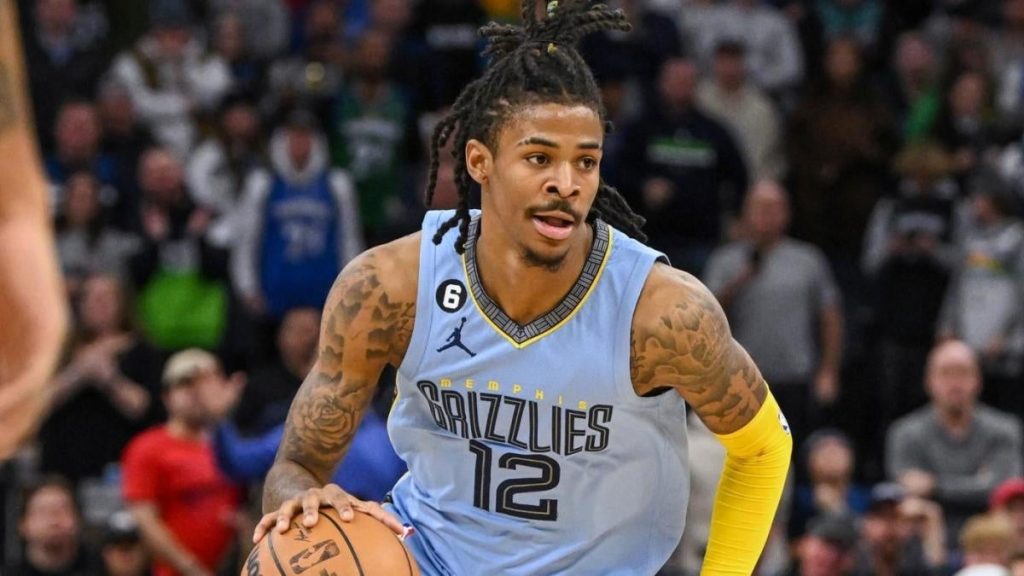 NBA DFS：贾-莫兰特和顶级平博、FanDuel每日幻想篮球精选，2022年圣诞日