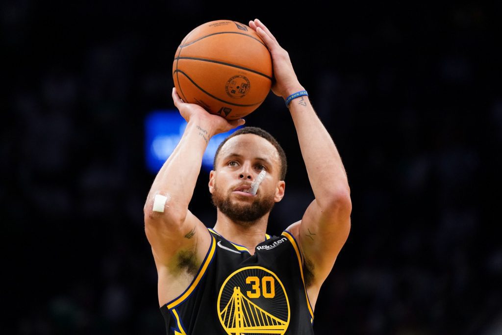 赌注：NBA 联赌预测