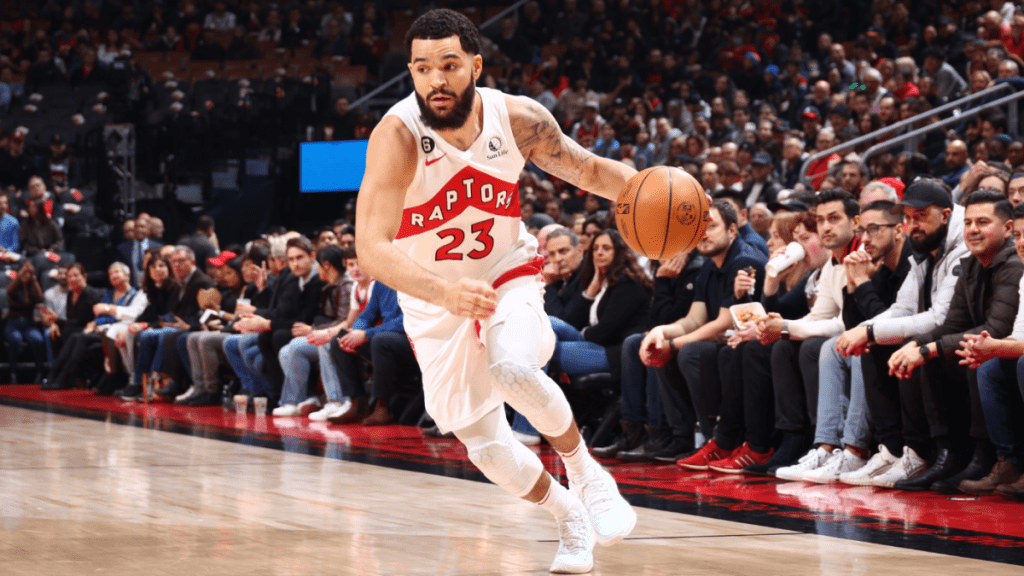 NBA交易传闻,快船队瞄准弗雷德-范弗里特、迈克-康利、凯尔-洛瑞寻找首发控卫