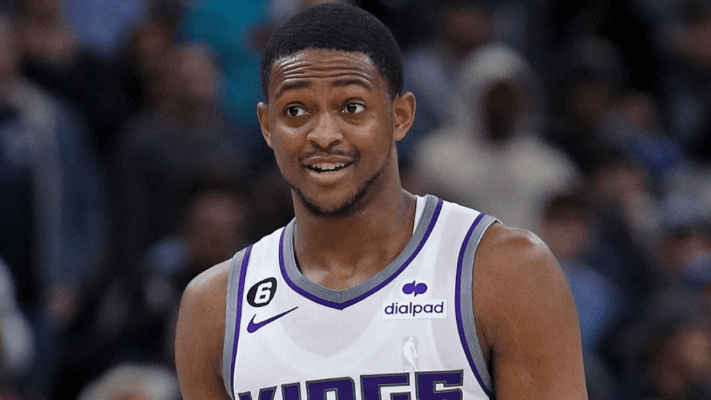 NBA全明星赛的冷落,德隆-福克斯、詹姆斯-哈登被排除在外，尼克斯被选错了