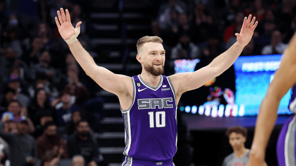 NBA积分榜，西区季后赛图片,国王队处于2号种子的边缘,开拓者队进入比赛场地
